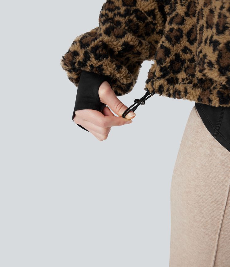 3-in-1 jas met opstaande kraag lange mouwen duimgaten en sherpa-jas met trekkoord in de zoom en zakken.
